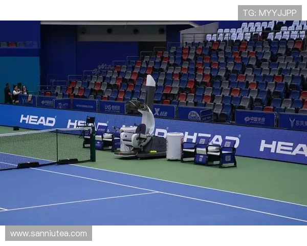 以网球为核心探讨竞技精神与科技创新如何共同推动现代体育发展