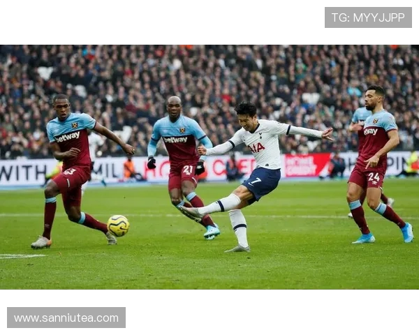 热刺与西汉姆激战正酣 双方争夺英超宝贵三分精彩上演