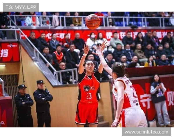 武汉篮球队灵活性排名创新高展现团队实力与战术创新