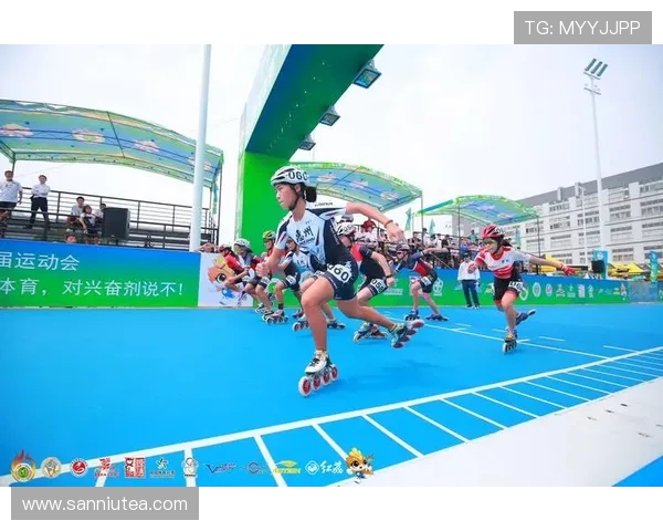 深圳滑板队在全国滑板配合排行榜中荣获第八名展现出强劲实力与潜力 深圳滑板队在全国滑板配合排行榜中荣获第八名展现出强劲实力与潜力