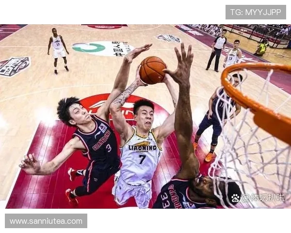 深圳篮球队阵地战分析：优劣势与未来发展方向探讨